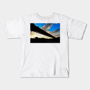 Humber Bridge at Dusk, Hull Kids T-Shirt